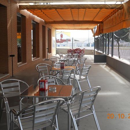 Hostal Restaurante Hermanos Zamora Palma del Río Zewnętrze zdjęcie