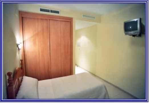 Hostal Restaurante Hermanos Zamora Palma del Río Zewnętrze zdjęcie