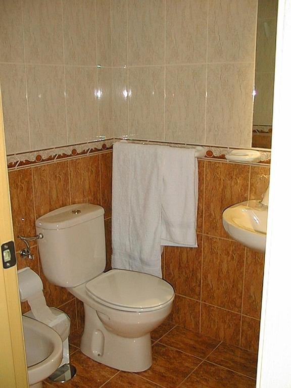 Hostal Restaurante Hermanos Zamora Palma del Río Pokój zdjęcie